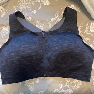 Lulu lemon sports bra